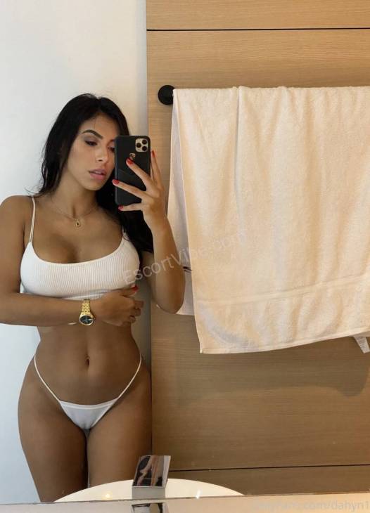 Chanel Revera