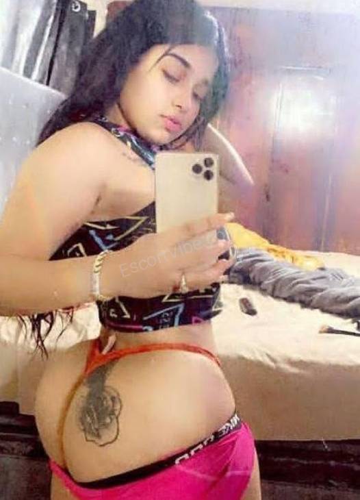Jasmine Blake 