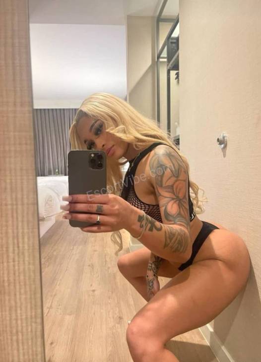  Catalina R