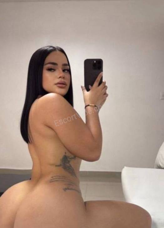 Rose Sexy Latina 
