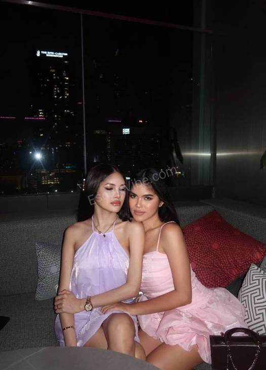Nicole &amp; Natalia